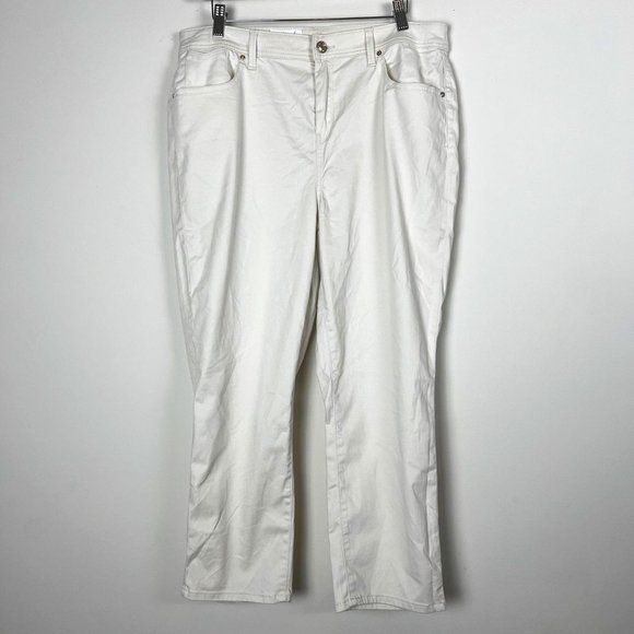 Chicos Slim Leg Crop Cream Pant 12 - Picture 1 of 2